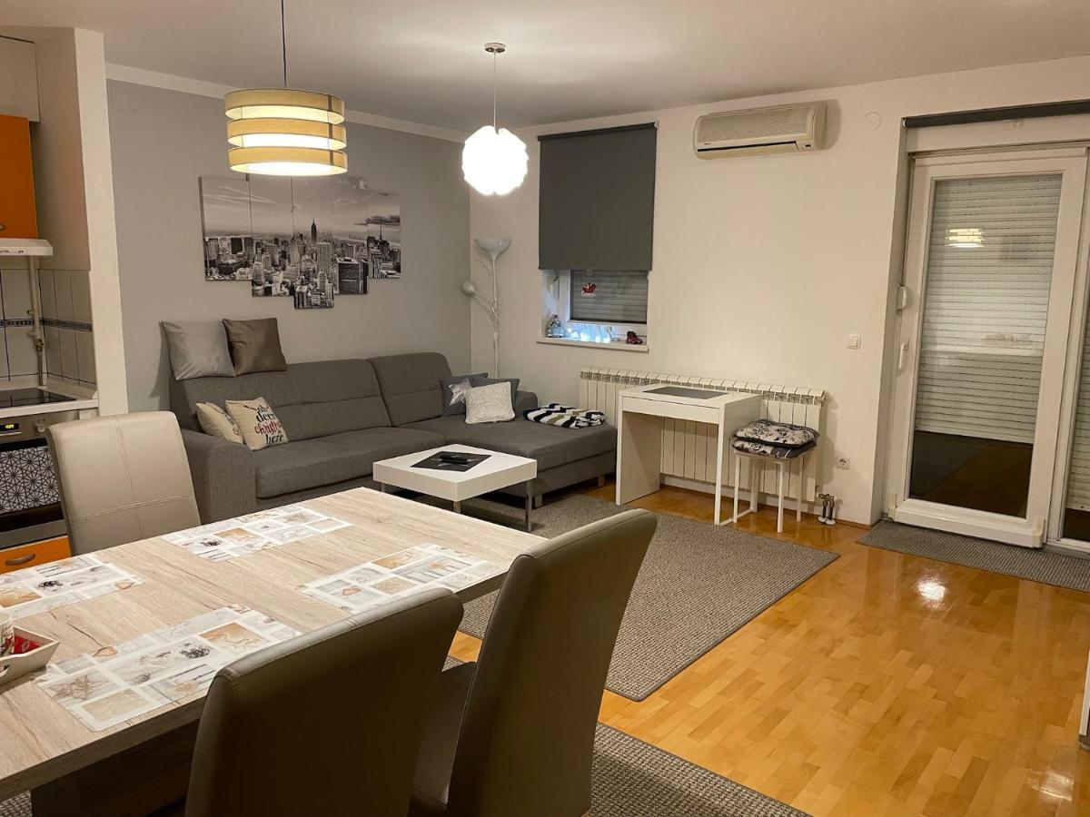 Apartman Luna Near Zagreb Airport Velika Gorica Eksteriør billede