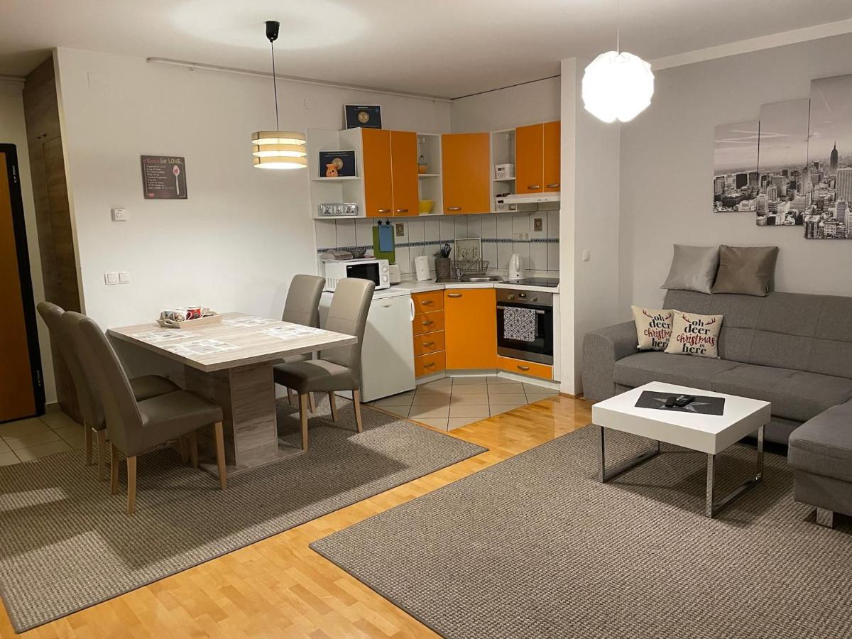 Apartman Luna Near Zagreb Airport Velika Gorica Eksteriør billede