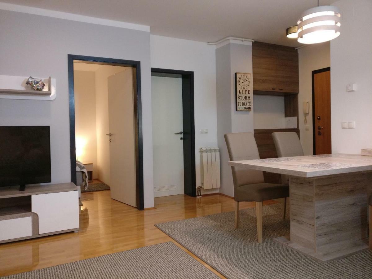 Apartman Luna Near Zagreb Airport Velika Gorica Eksteriør billede